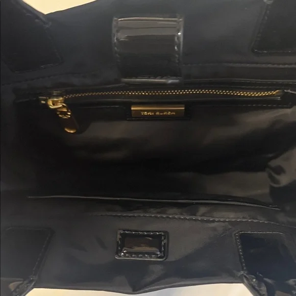 Tory Burch Black Patent Logo Tote - Picture 2 of 4
